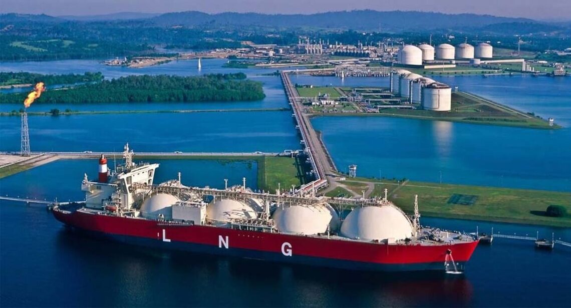 Atraso-na-Entrega-de-Navios-Gaseiros-para-o-projecto-Mozambique-LNG_Easy-Resize.com_-1140x615